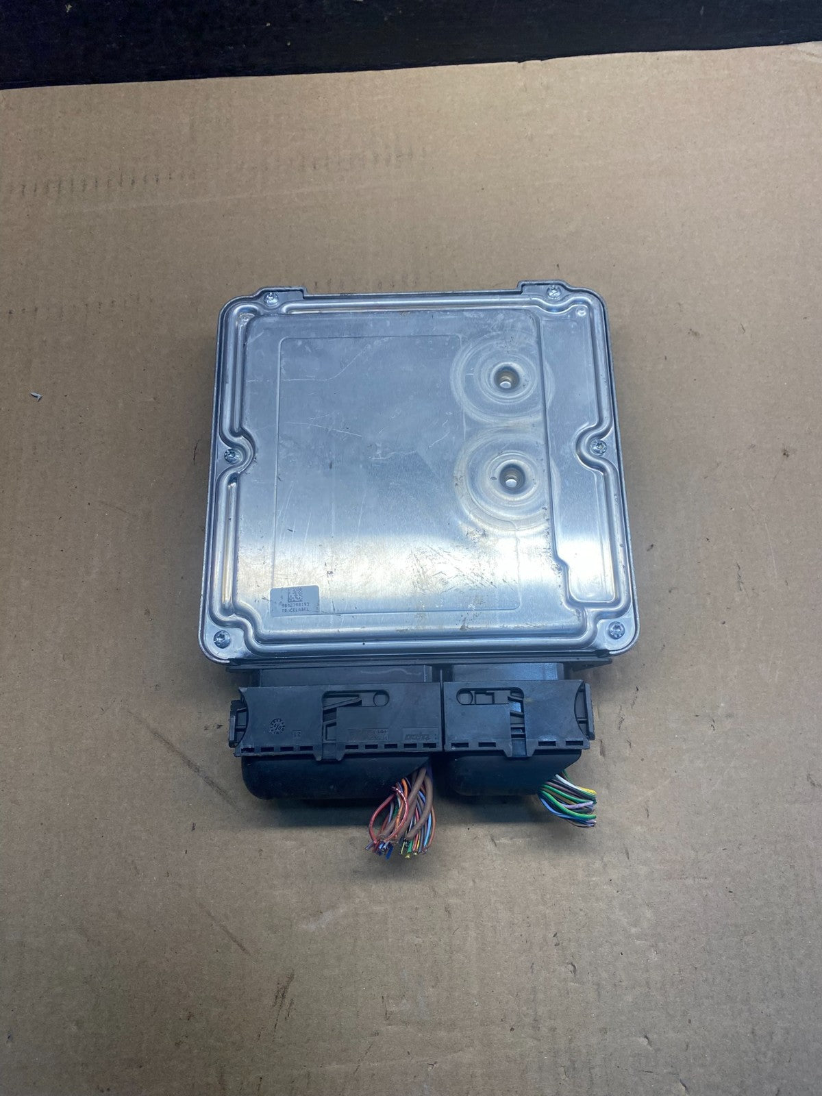 2009 to 2010 Audi A4 2.0L Engine Computer Ecu Pcm Ecm Pcu AH4765 DG1