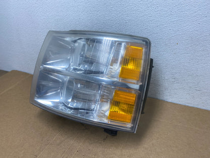 2007 to 2014 Chevrolet Silverado Left Driver Lh Side Headlight AD6069 DW1