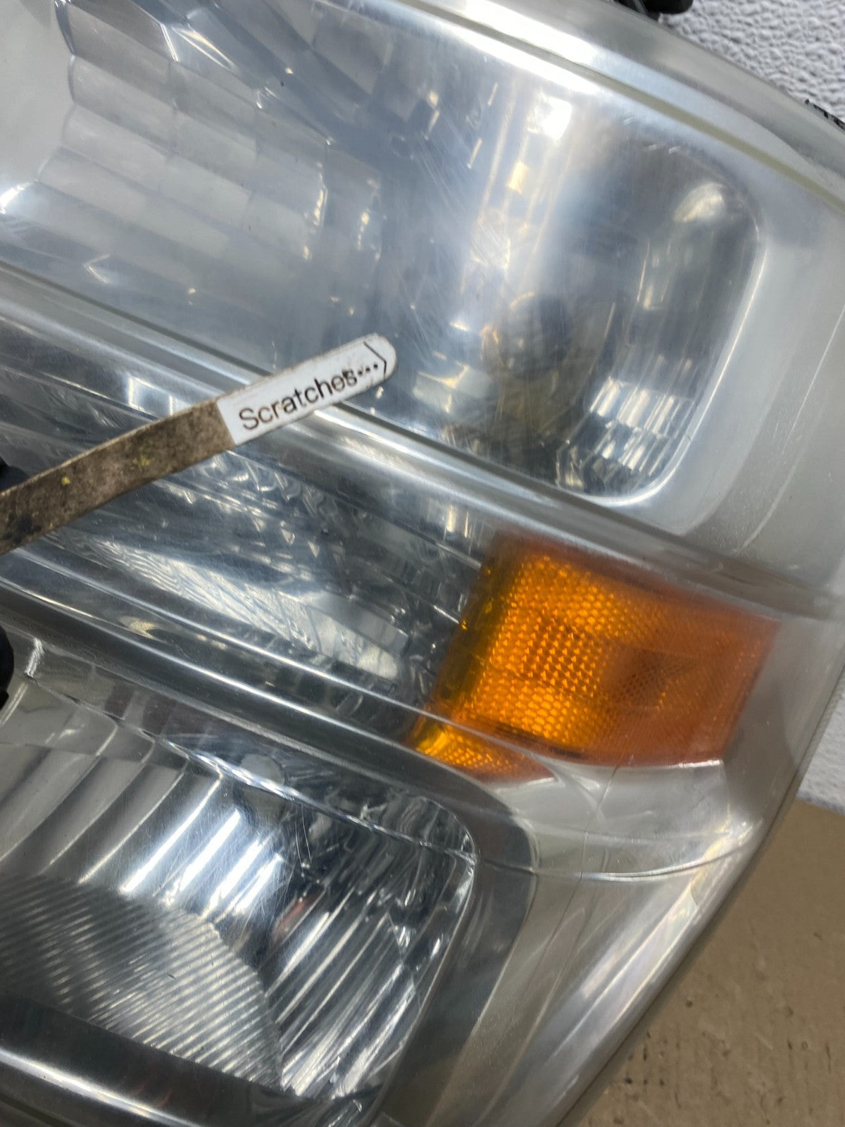 2008-2014 Ford Econoline E150 E250 E350 Left Driver LH Headlight AF7203 DW3