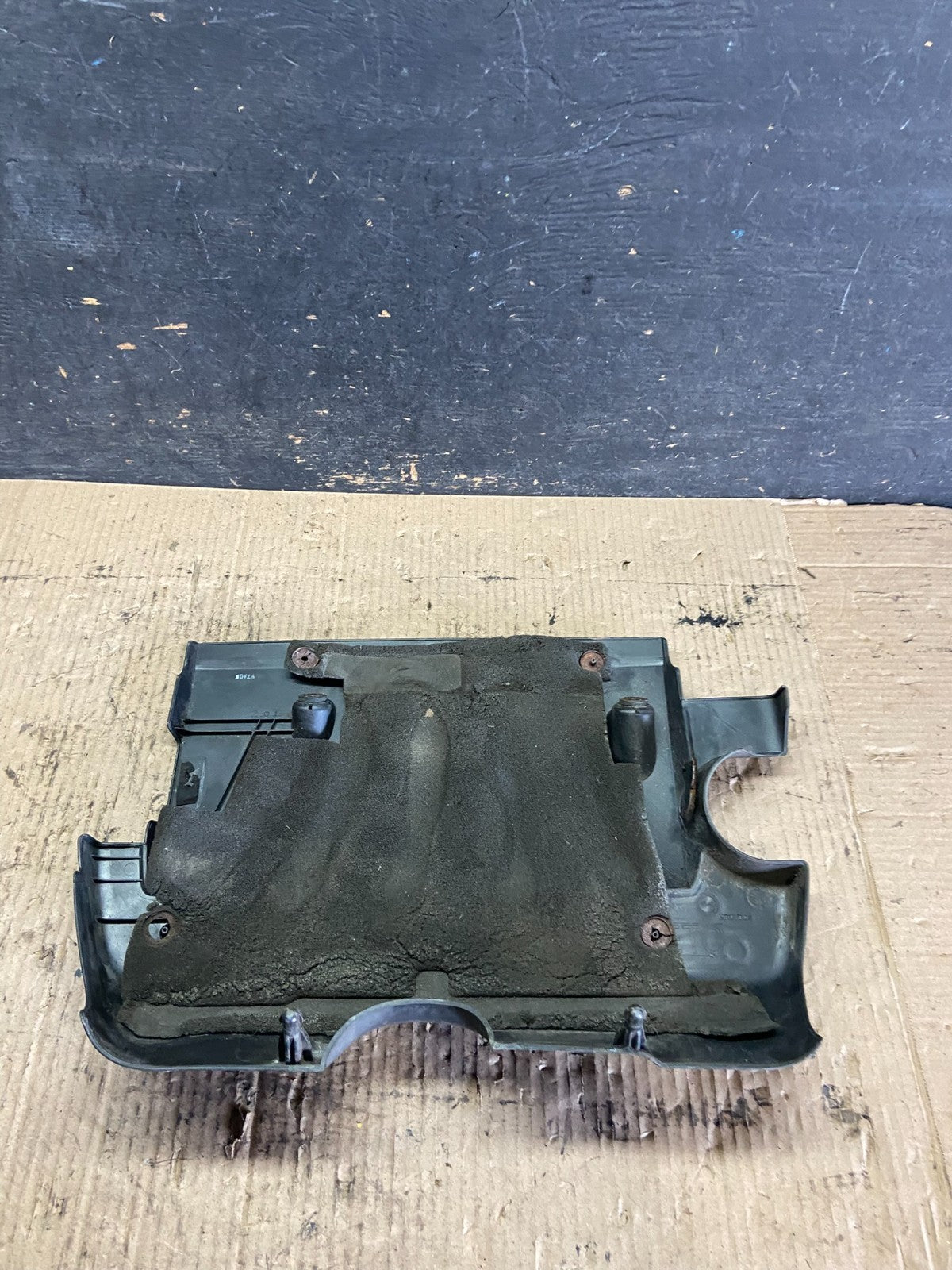 2009 to 2013 Nissan Sentra Engine Motor Cover Q3325 DG5