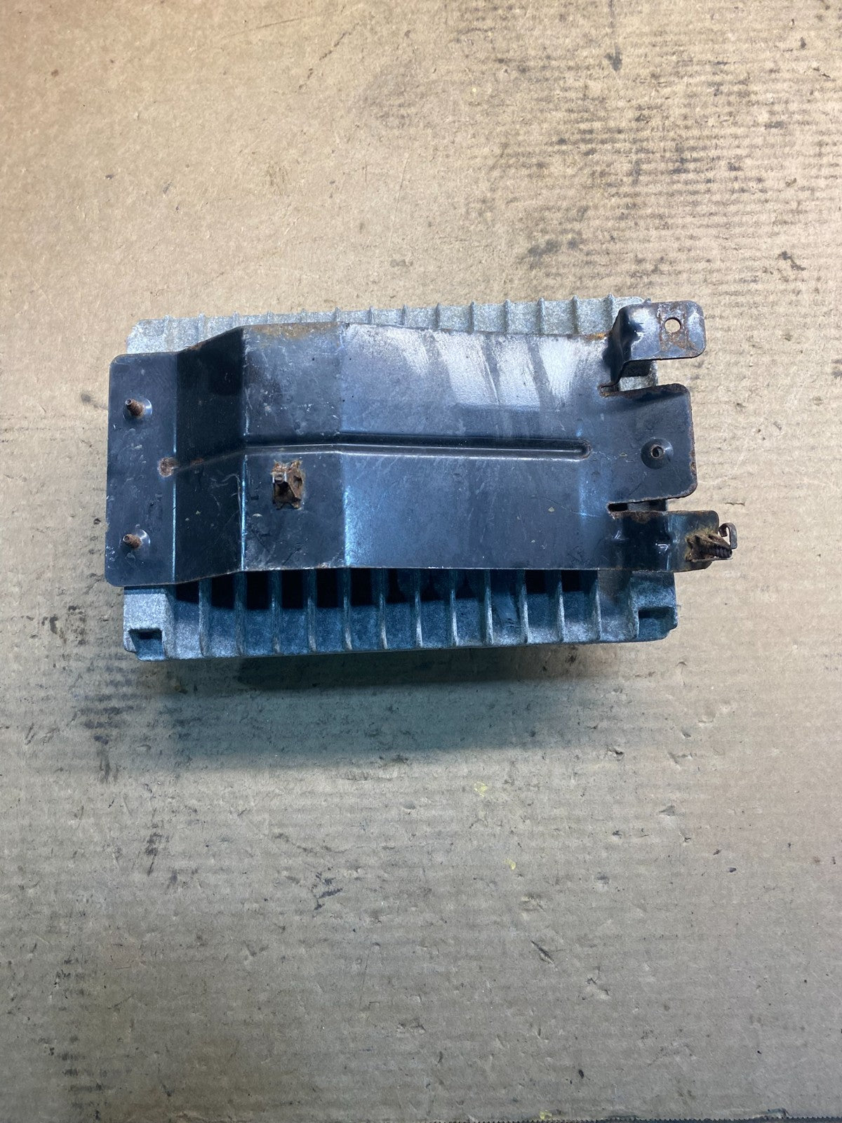 2004 Dodge Caravan Town & Country 3.8L Engine Computer ECU OEM aa2833 DG3