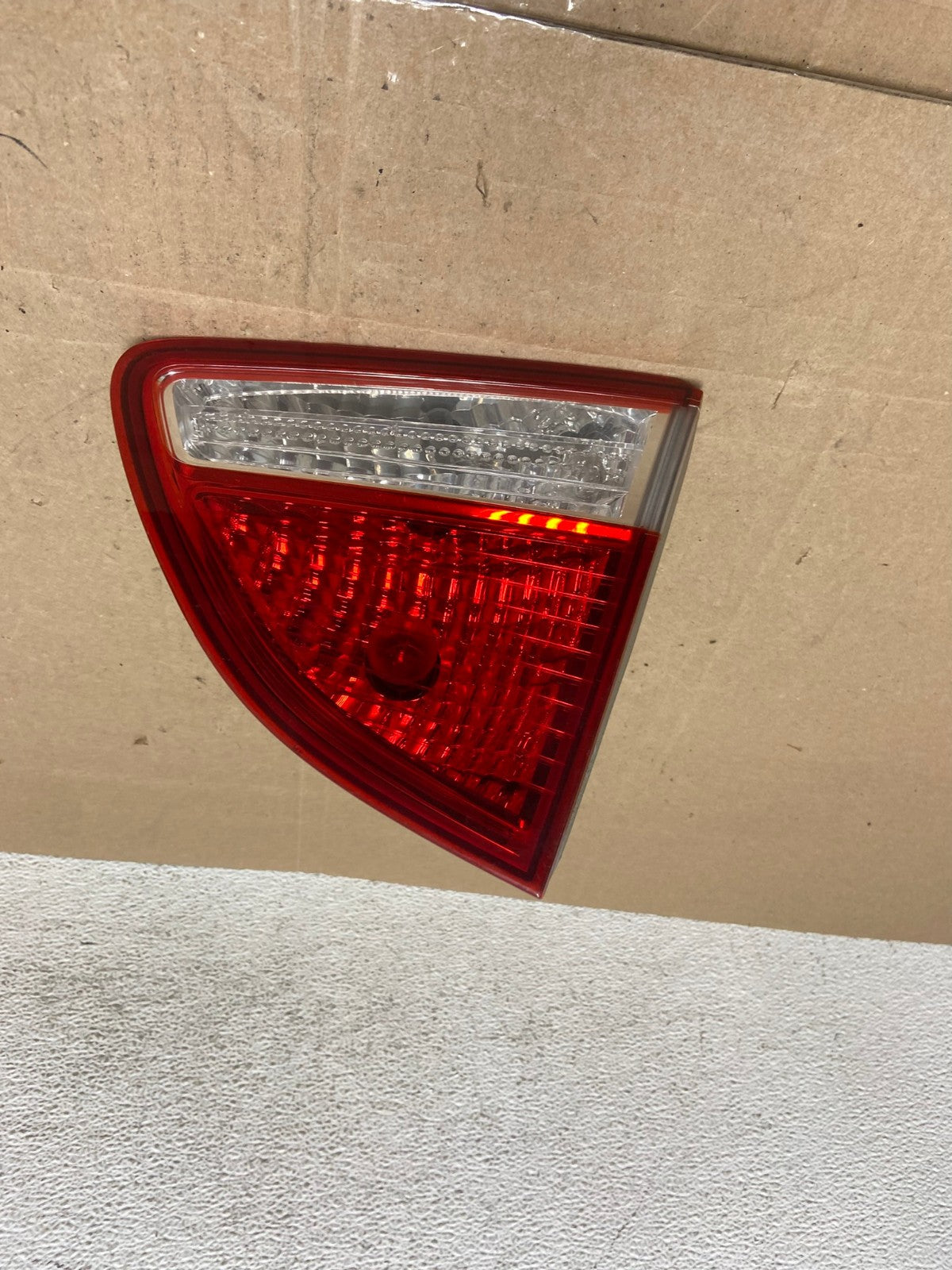 2007 to 2012 Hyundai Veracruz Right Passenger RH Inner Tail Light AE4996 LK0
