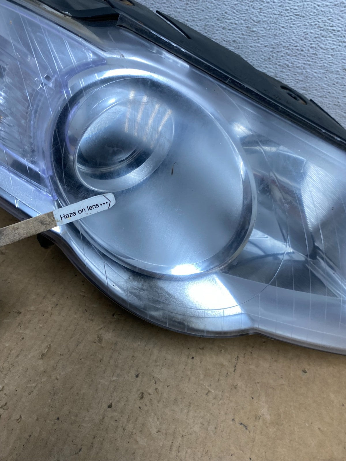 2006-2010 Volkswagen Passat Right Passenger Side Halogen Headlight AD4731 DW4