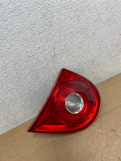 2006-2009 Volkswagen Golf Right Passenger Rh Tail Light Inner Trunk O6789 DW2