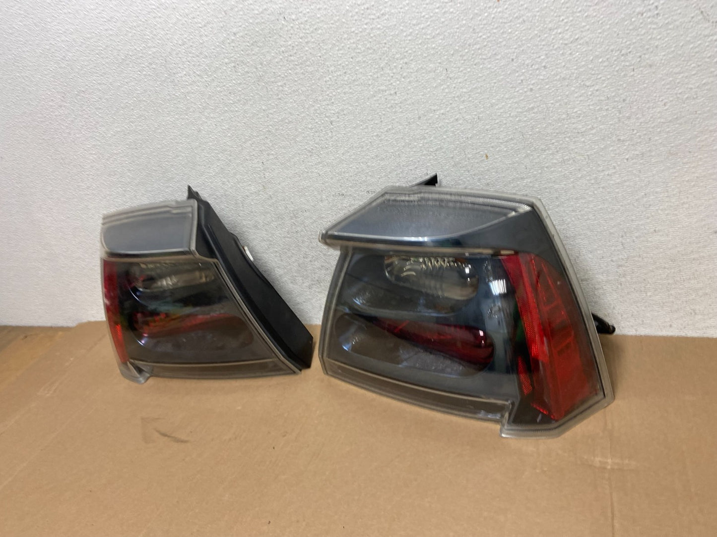 2004 2005 2006 Mitsubishi Galant GTS Left+Right Set Tail Lights AD6391 DG1