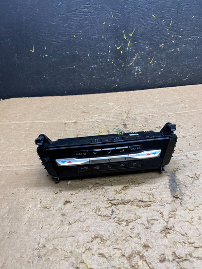 2025 Ford  Explorer A/C Heater Climate Control Panel Trim Oem X1491 DG0