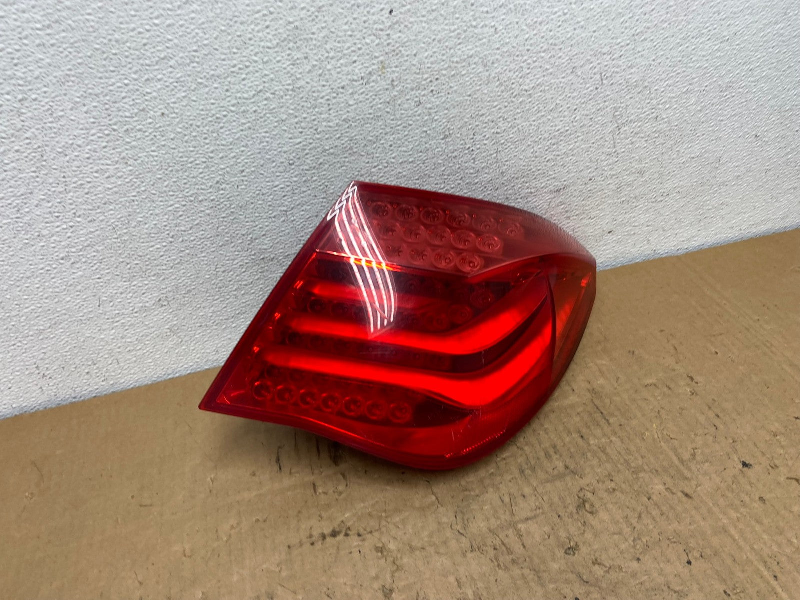 2009 to 2012 Bmw 7-Series F01 F02 750i Right Passenger Tail Light AC8205 LK2