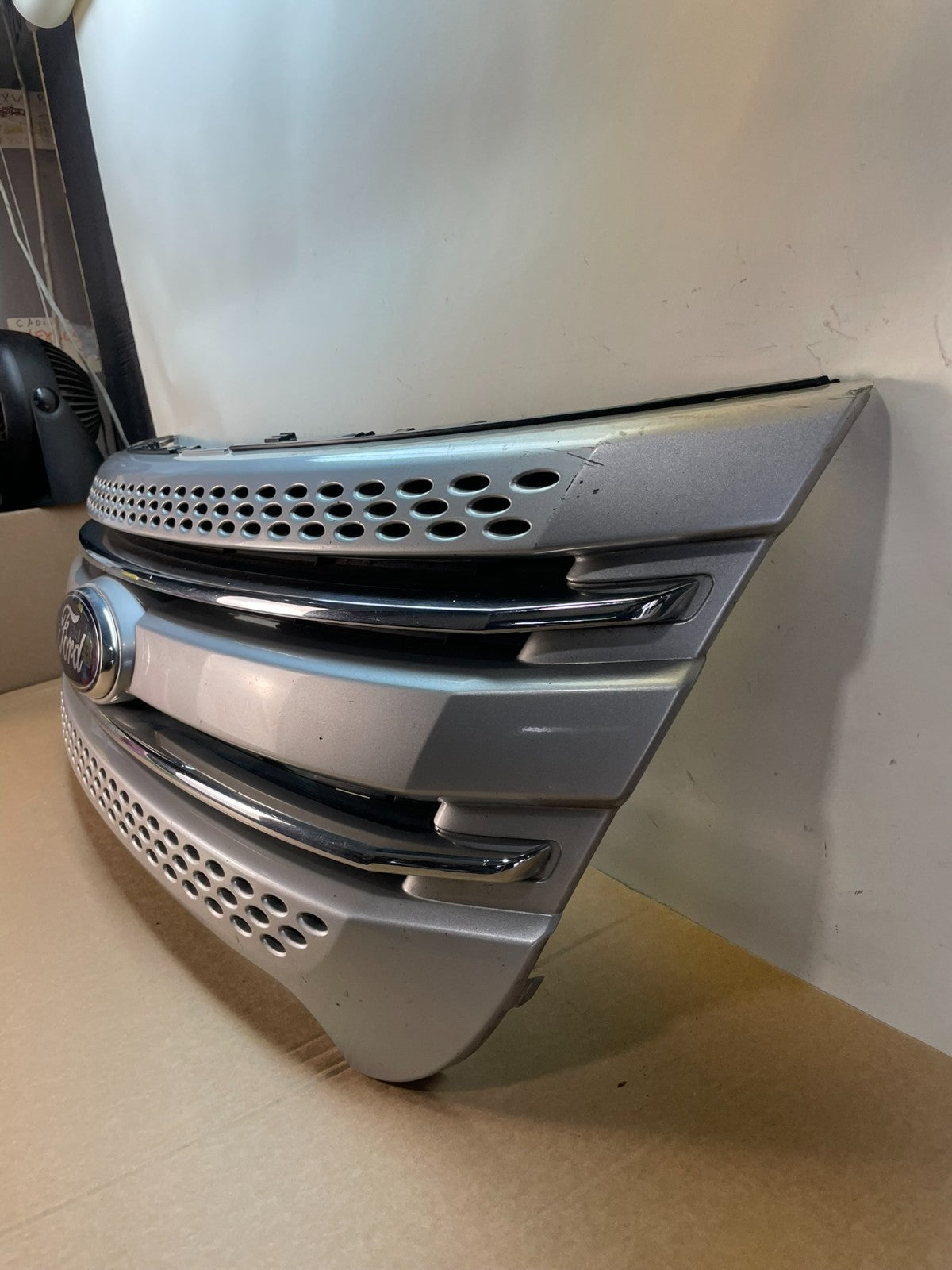 2011 to 2015 Ford Explorer Upper Front Grill Grille AG2797 MS1