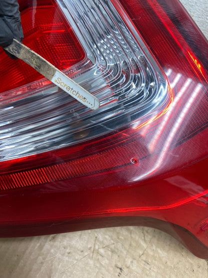 2016 -2019 Ford Explorer Right Passenger Side Rh Tail light AI8267 LK3