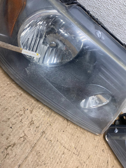 2004 to 2008 Ford F-150 F150 Left+Right Halogen Headlights W5389 DW10