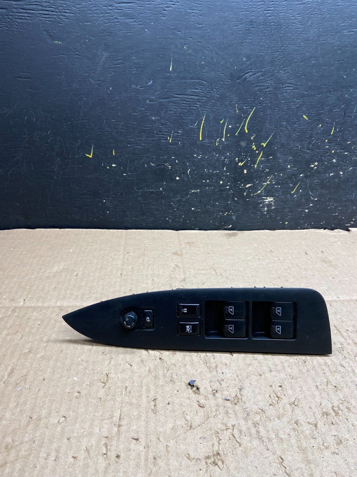 2008  to 2010 Nissan Titan QX56 Master Power Window Switch OEM Y7757 DG0