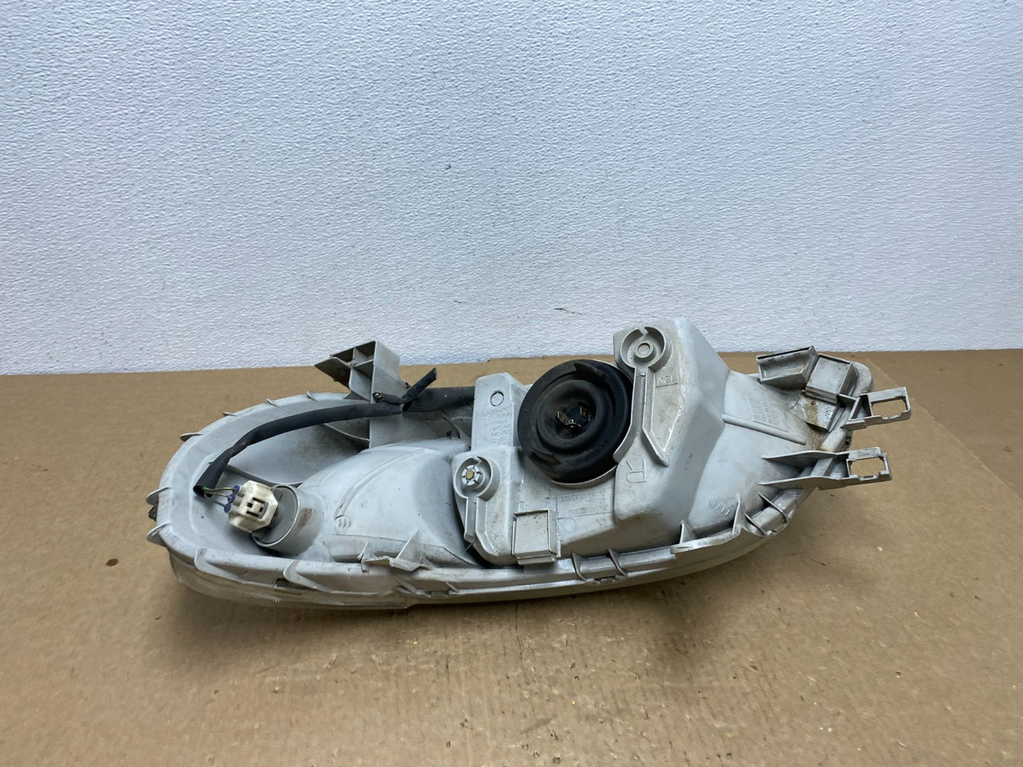2000 2001 2002 Toyota Echo Right Passenger RH Side Headlight AC1341 DW5