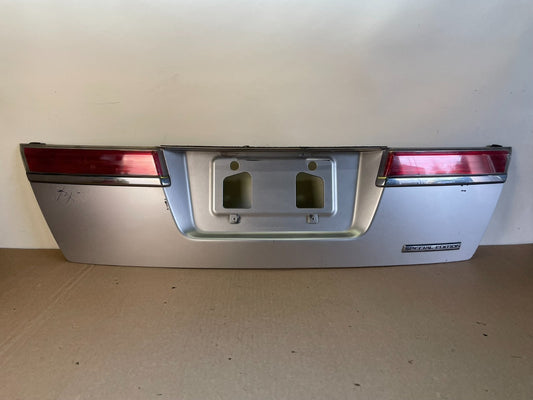2008 to 2012 Honda Accord Sedan Trunk Deck Lid Trim Panel Molding AB7580 DG0