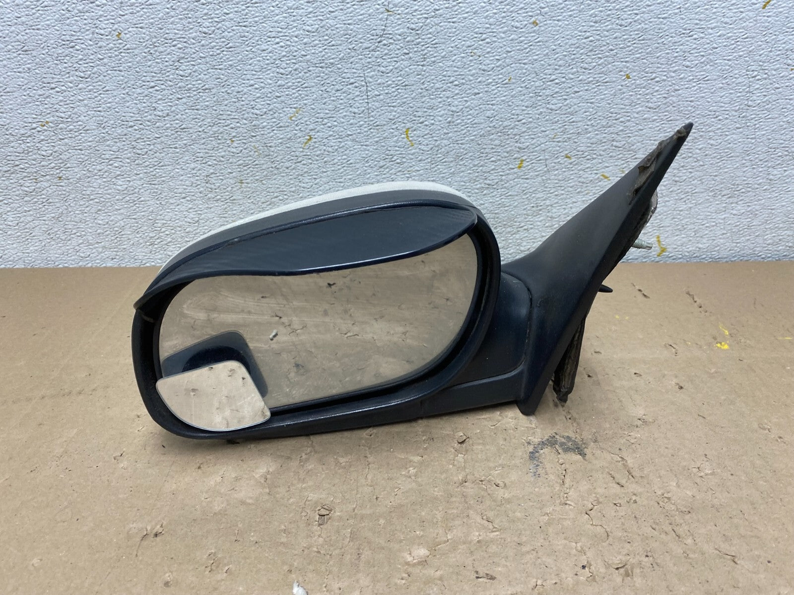 1999 - 2002 Ford Crown Victoria Left Driver LH Side View Door Mirror OEM N23995