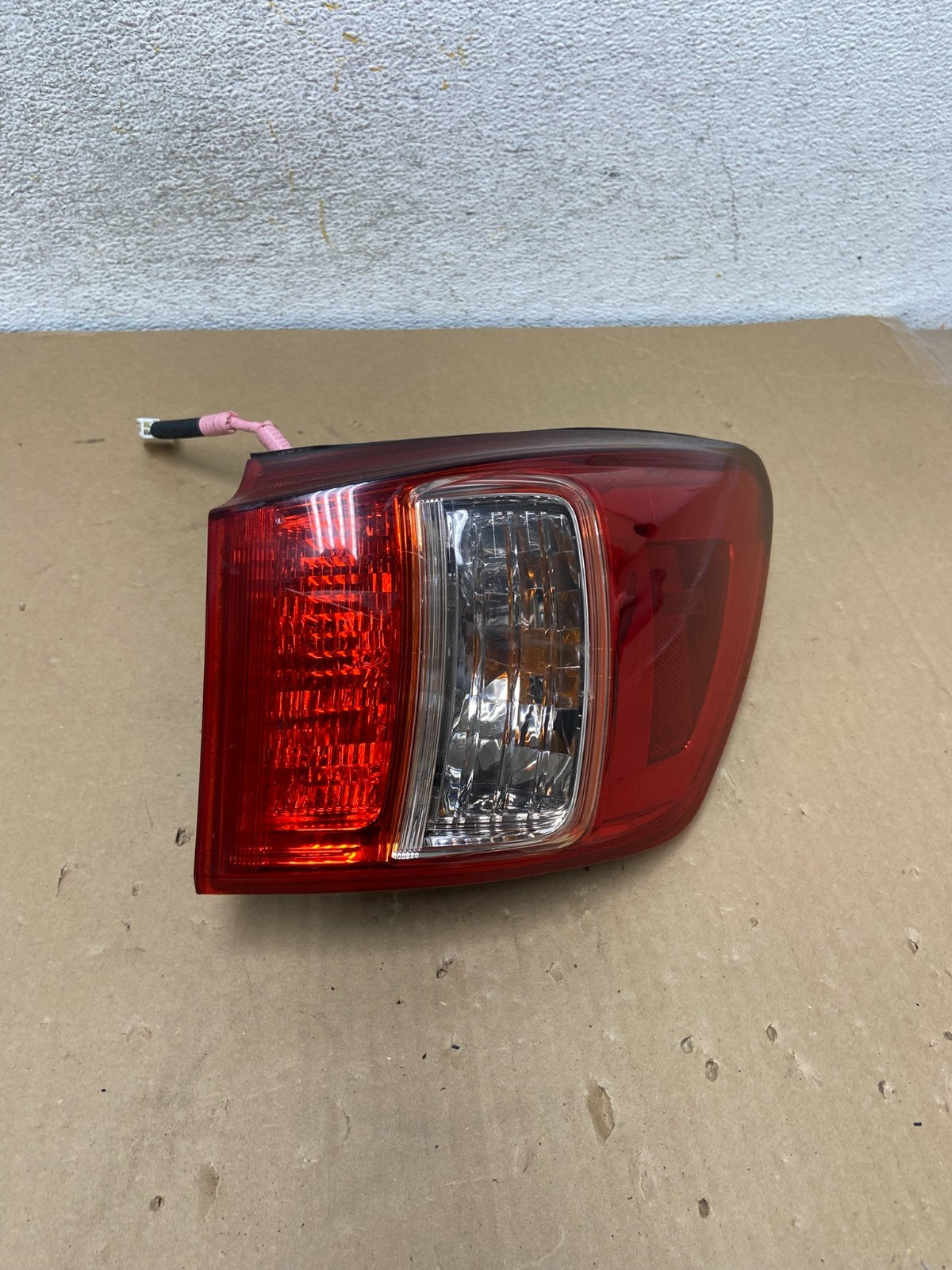 2011 - 2013 Lexus Is250 Is350 Right Passenger RH Side Tail Light AH2645 DG0