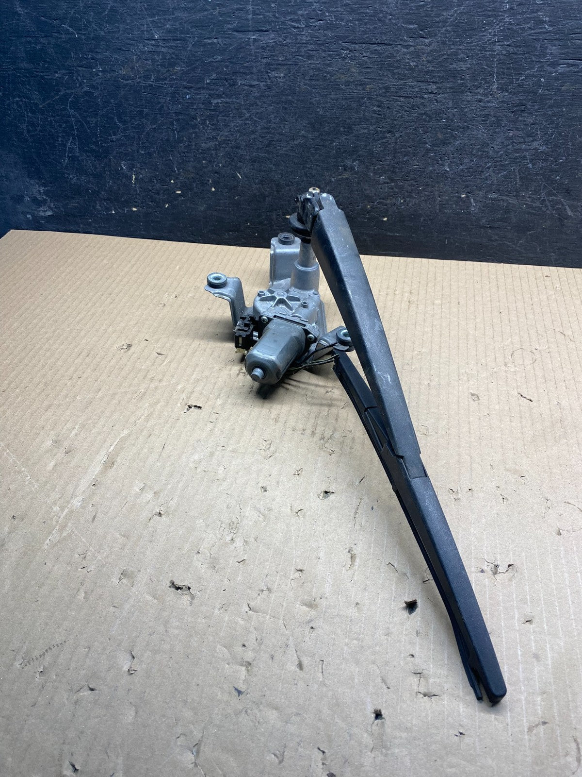 2011-2013 Jeep Grand Cherokee Tailgate Back Door Rear Wiper Motor Wiper AH74802