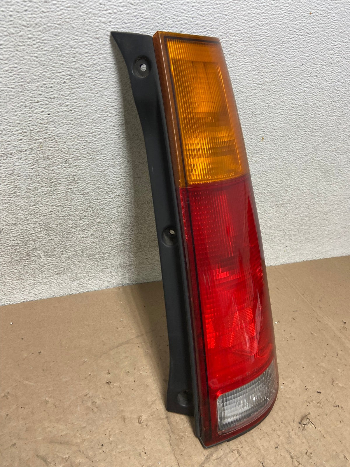 1997 1998 1999 2000 2001 Honda Crv Cr-v Right Passenger Tail Light AG5430 LK2