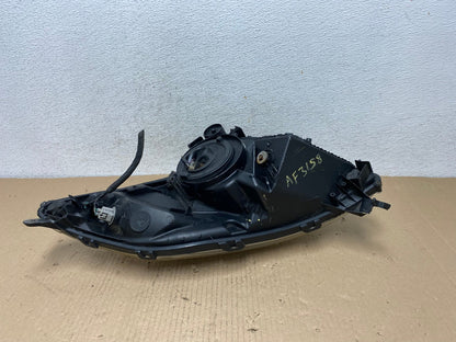 2004-2005 Toyota Prius Right Passenger RH Halogen Headlight AF3158 LK10
