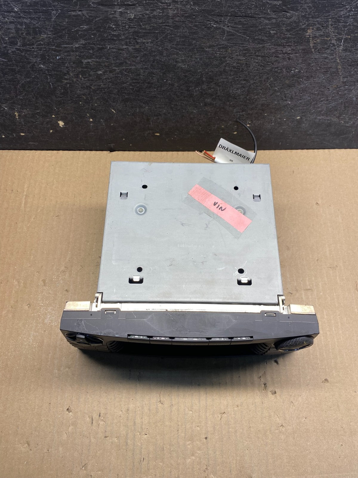 2003 2008 Mercedes E320 E350 Head Screen Display Radio CD Player Stereo AI50524