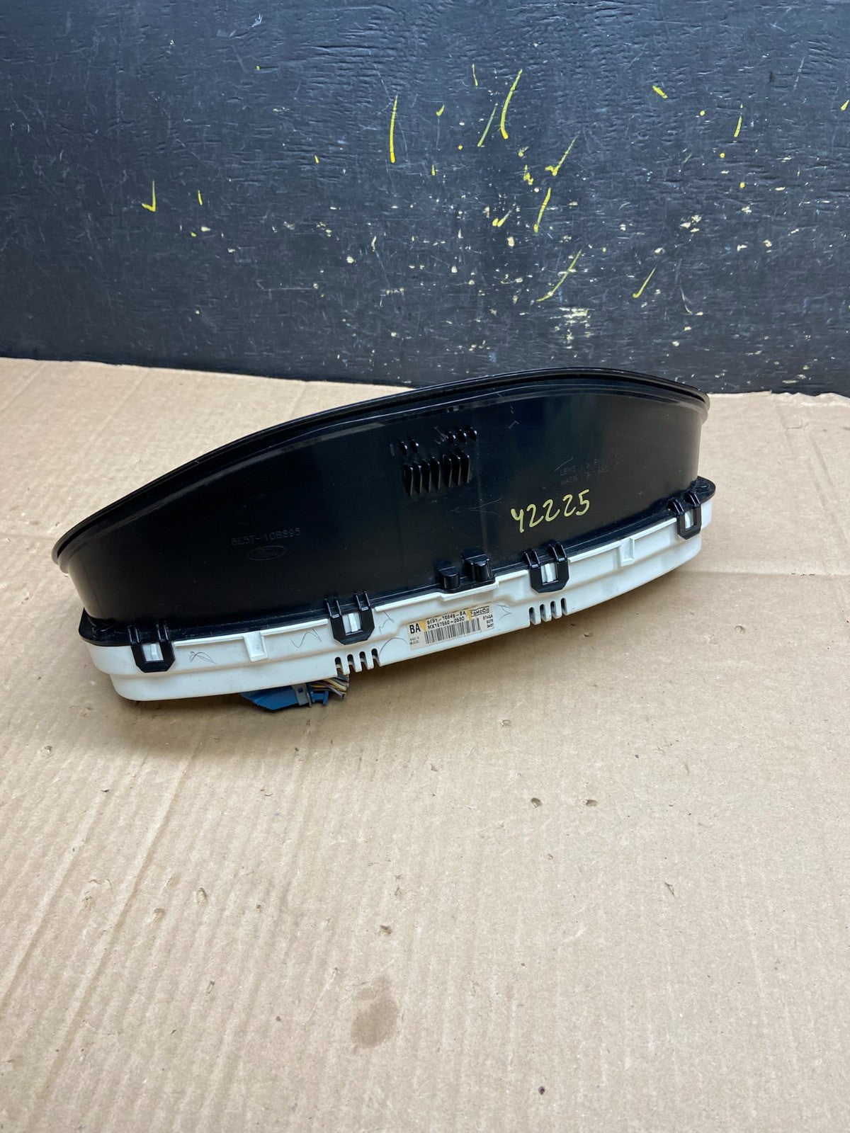 2009  Ford Fusion Instrument Speedometer Gauge Cluster OEM y2225 DG4