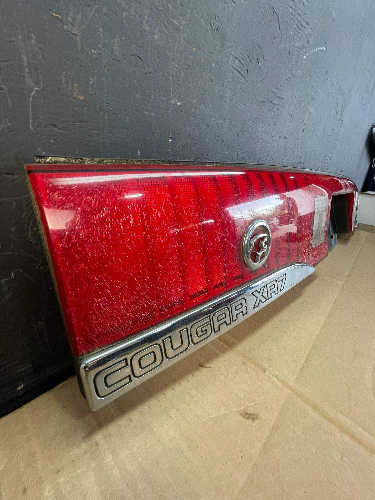 1994 1997 Mercury Cougar XR7 Rear Trunk Center Tail Light Panel ac5282 DG1
