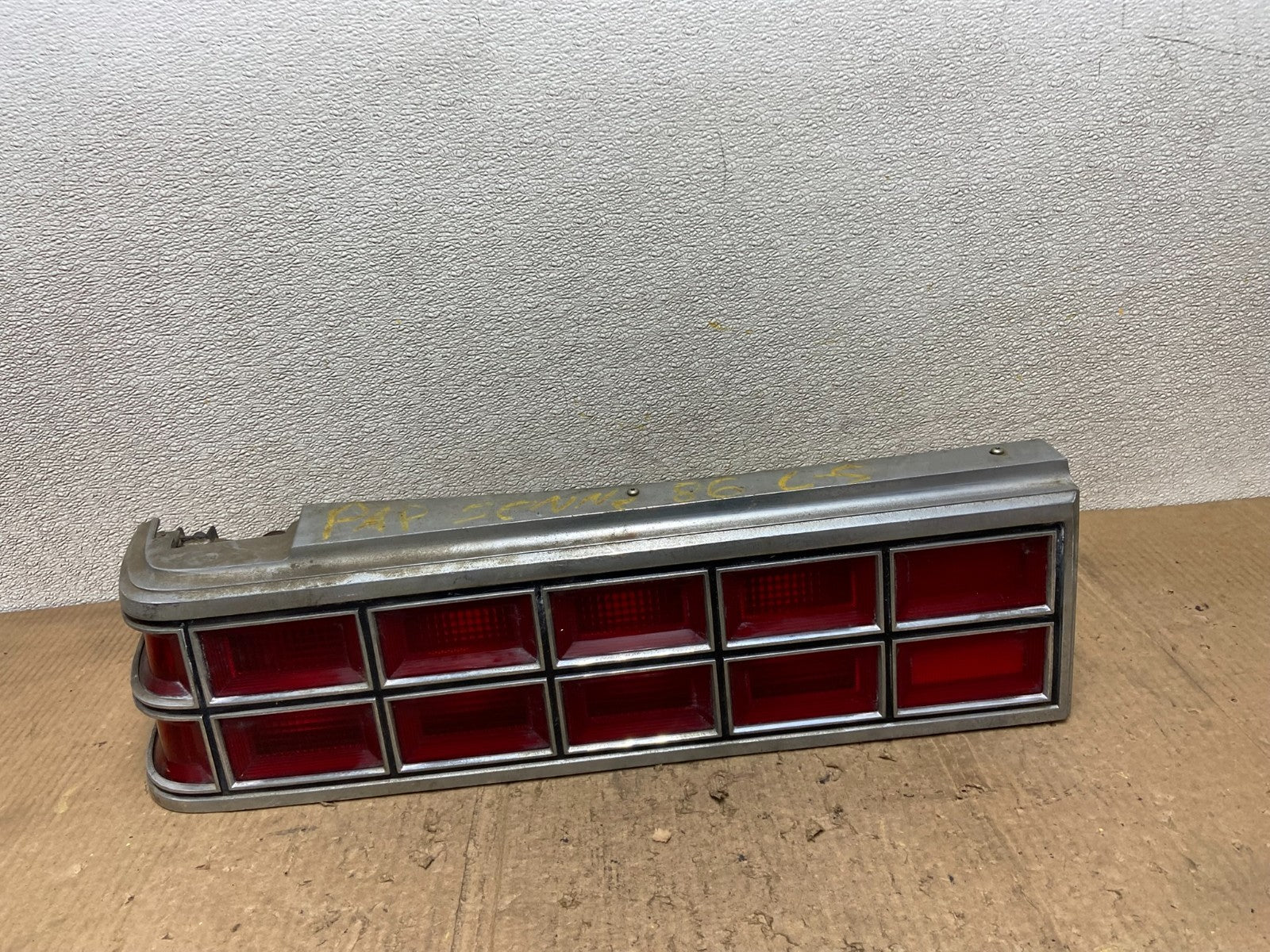 1980 to 1981 Pontiac Bonneville Left Driver LH Tail Light OEM AA8543 DG0