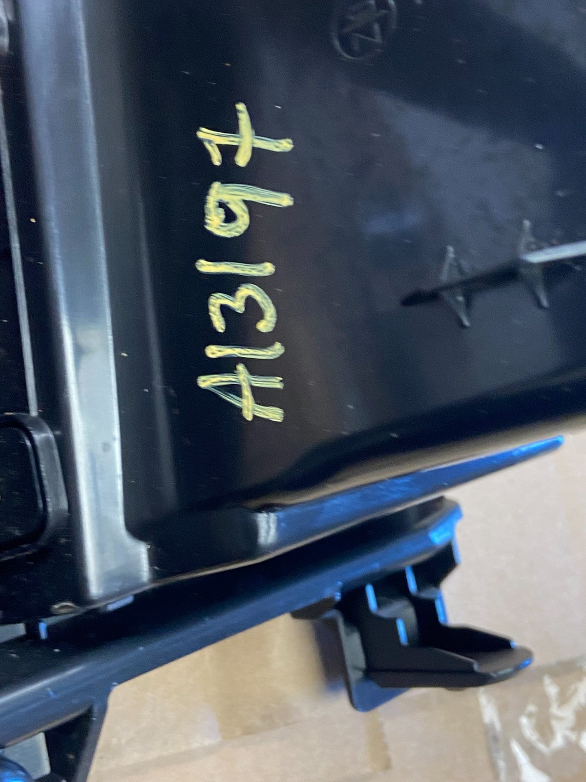 2011 to 2017 Nissan Quest Center Radio Trim Dash Panel Bezel AI3197 DG6
