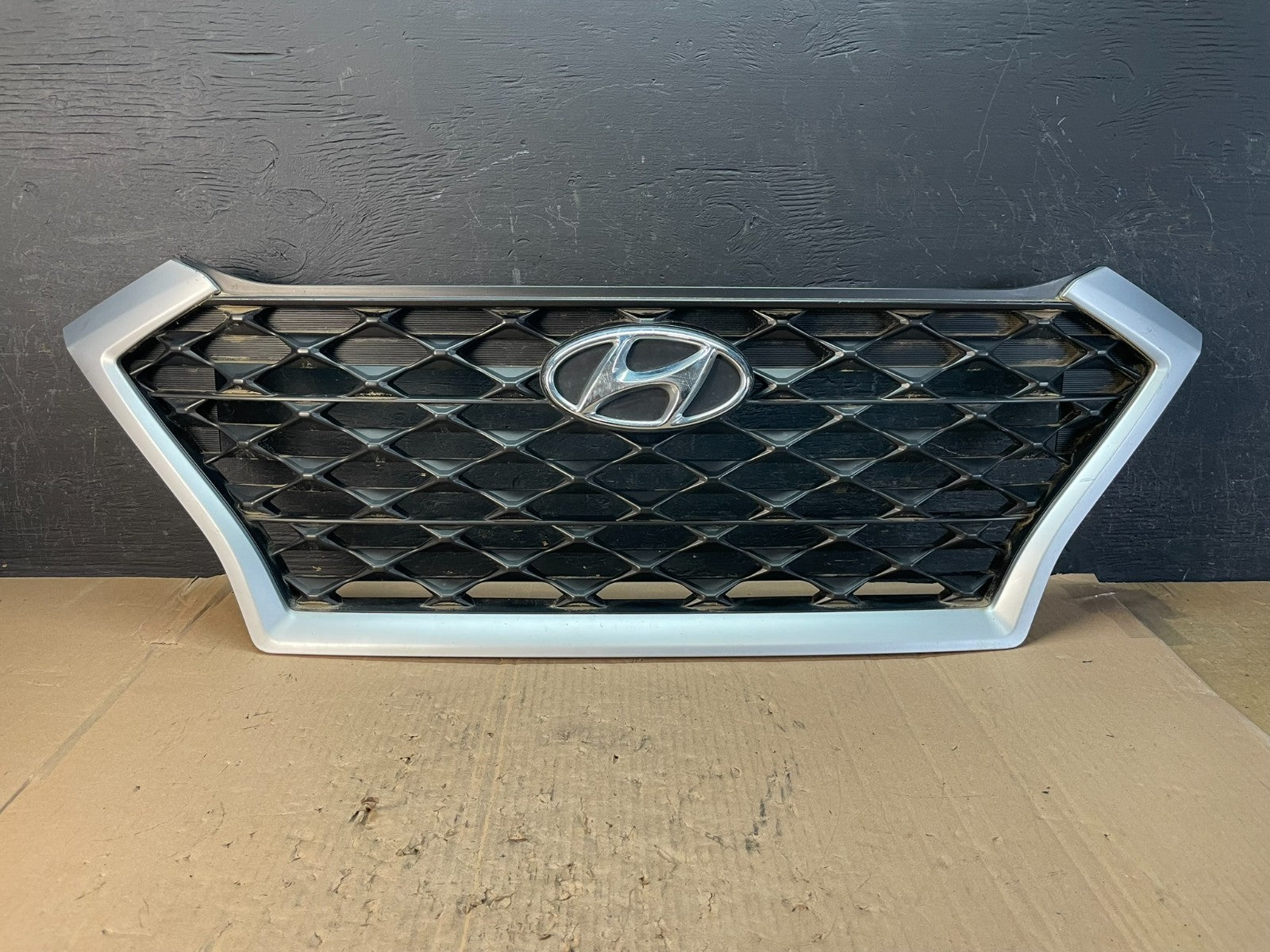 2019 to 2021 Hyundai Tucson Front Upper Lower Grille Grill AD8294 DG0