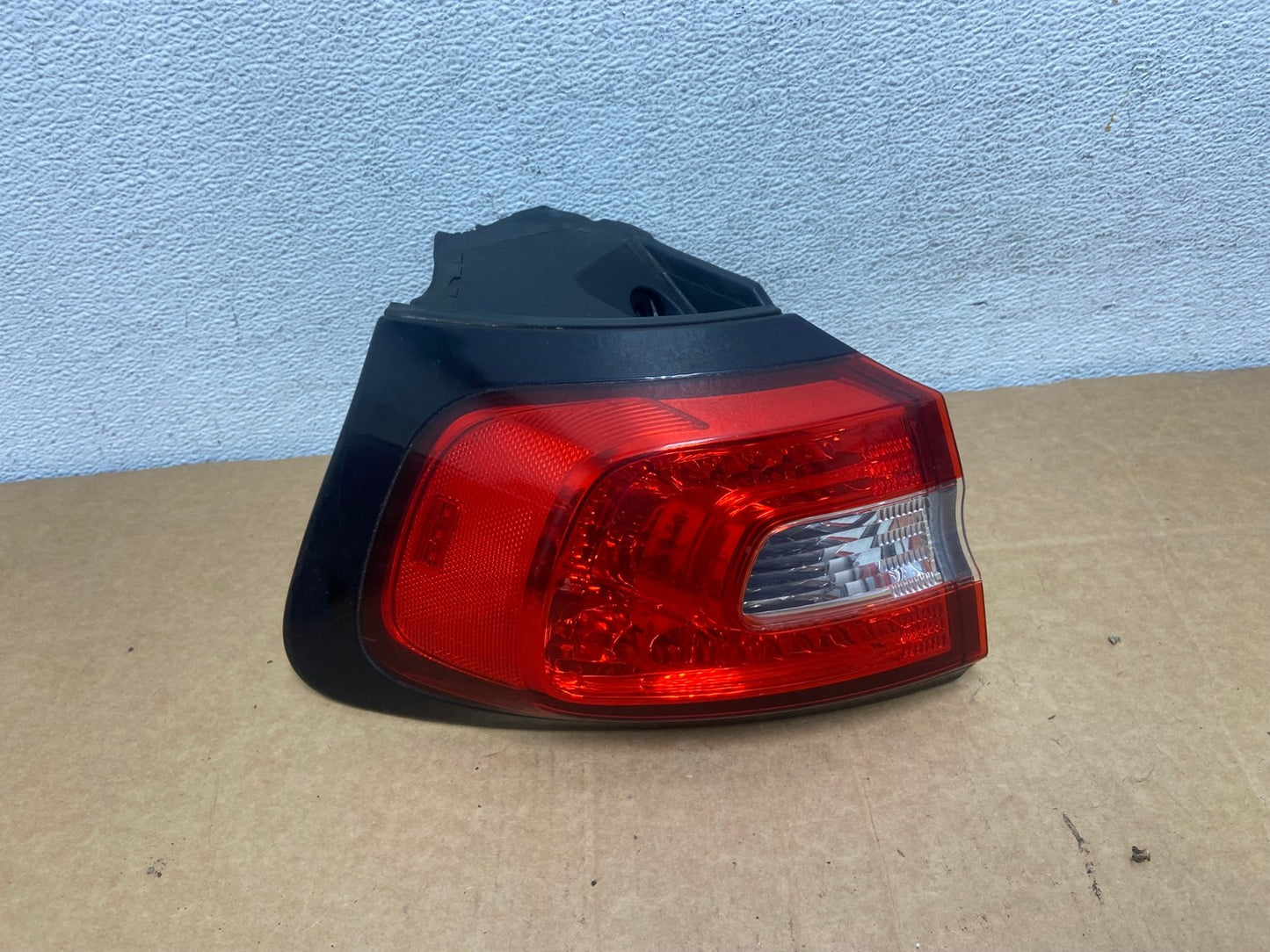 2014 to 2018 Jeep Cherokee Left Driver LH Side Tail Light AD5308 LK0