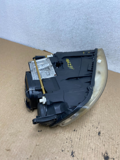 2004 to 2007 Volkswagen Touareg Left Driver Xenon Headlight AG2340 DW8