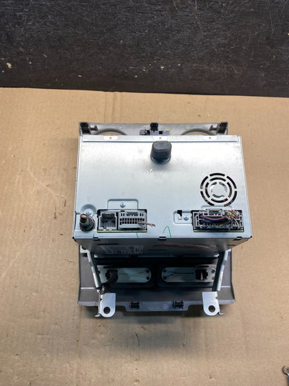 2006 to 2010 Lincoln Zephyr Mkz Radio Screen Vent Clock Bezel Trim AJ0111 DW6