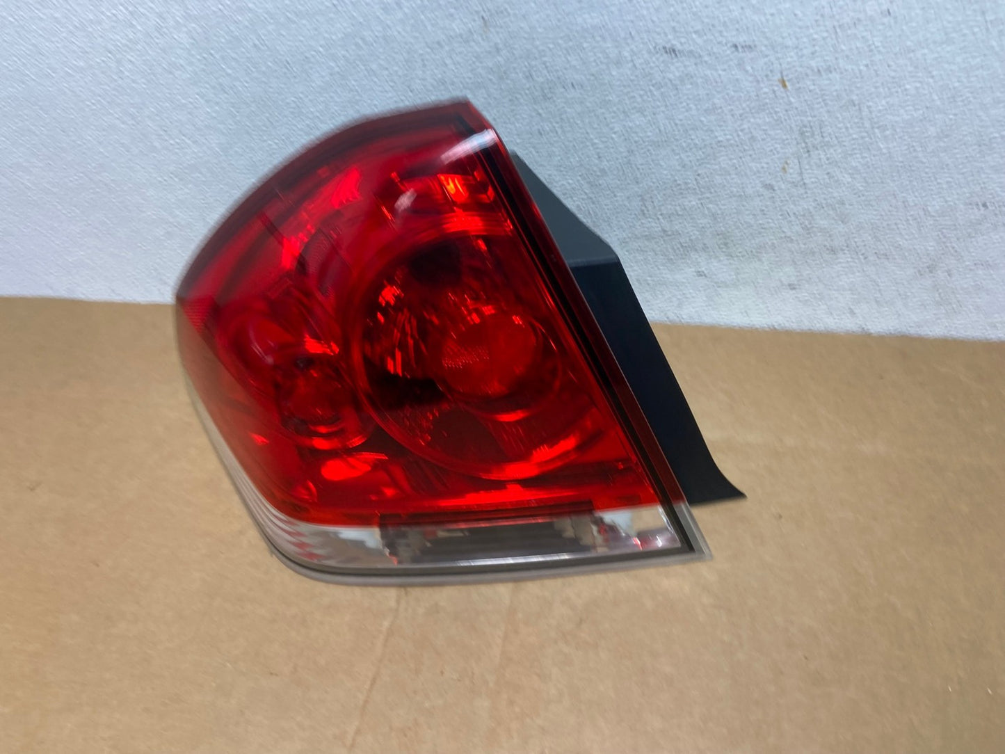 2006 to 2012 Chevrolet Impala Left Driver Lh Side Tail Light AD4450 LK1
