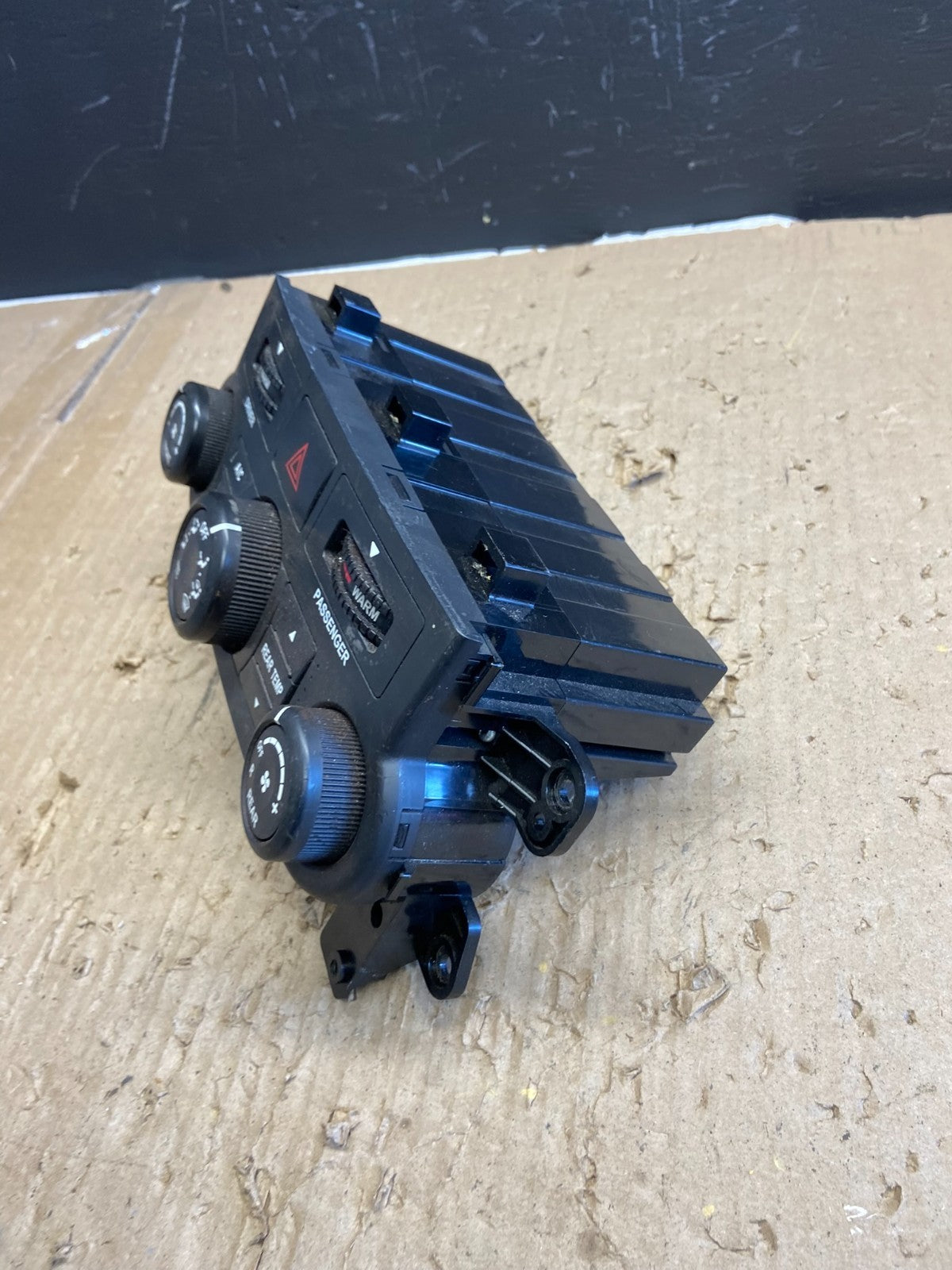 2009-2012 Kia Sedona A/C Heater Temperature Climate Control AB5855 DG2