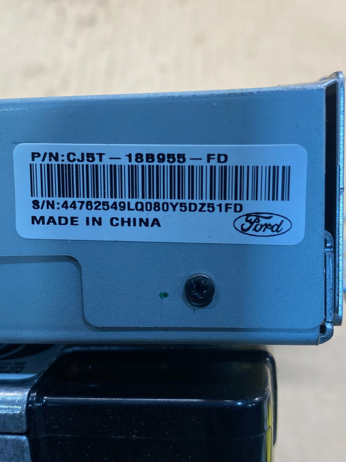 2013 2014 2015 Ford Escape Radio Info Navigation Display Screen AE7819 DW4
