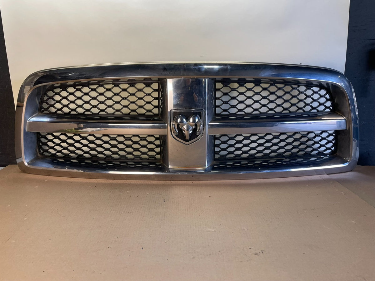 2009 to 2012 Dodge Ram 1500 Front Upper Grille Grill ai4207 DG0