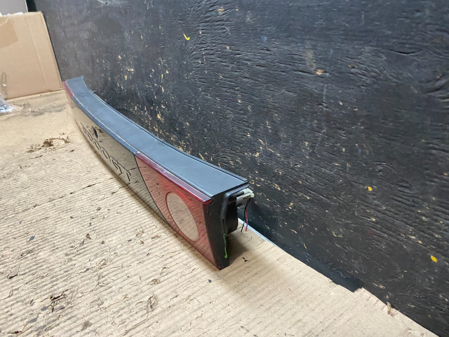 1995 to 1998 Mitsubishi 3000GT Rear Center Trunk Tail Light Panel v4262 DG1