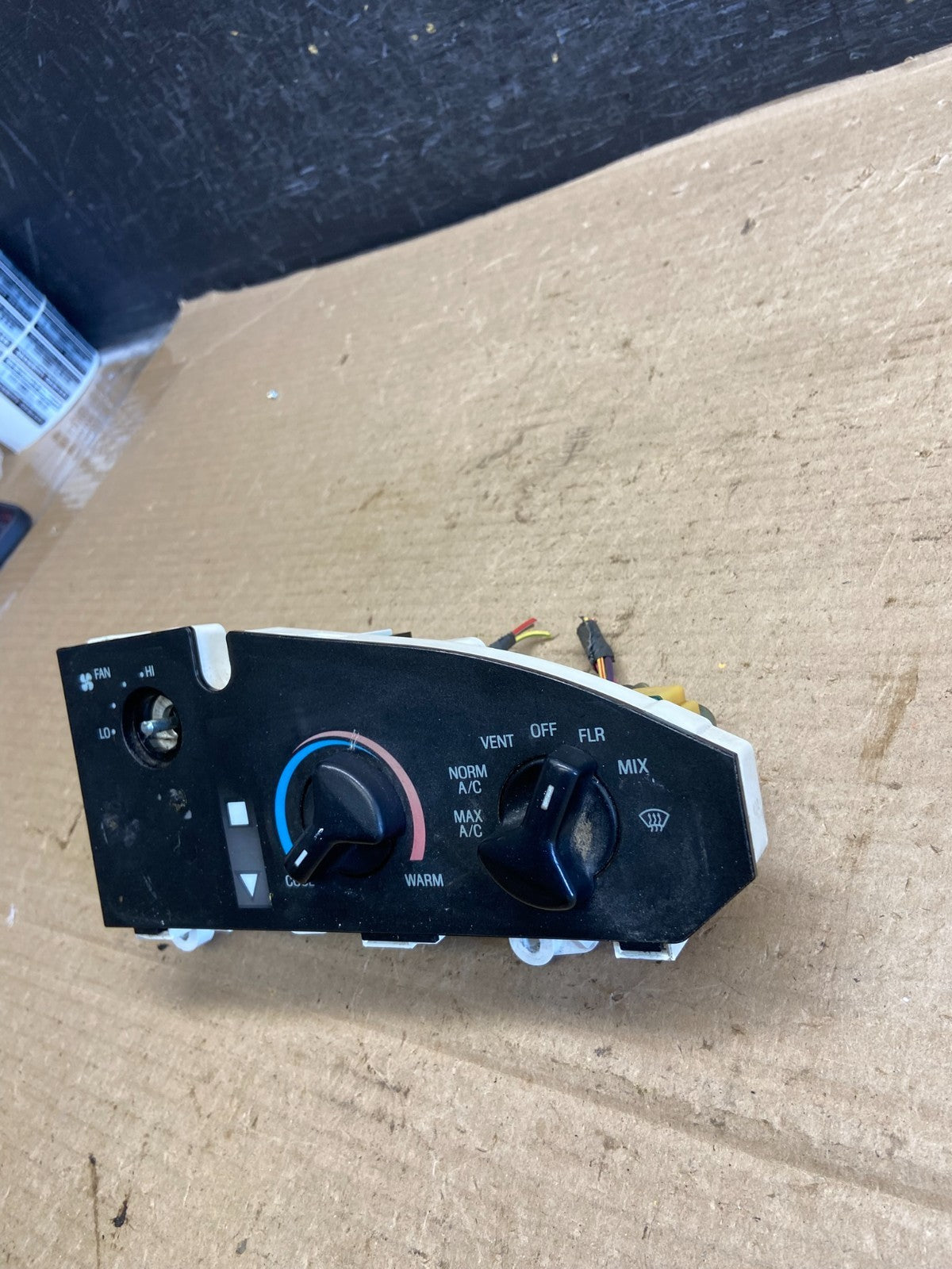 1997-2014 Ford Van Econoline E150 E250 Heater Climate Fan Control AH3831 DG3