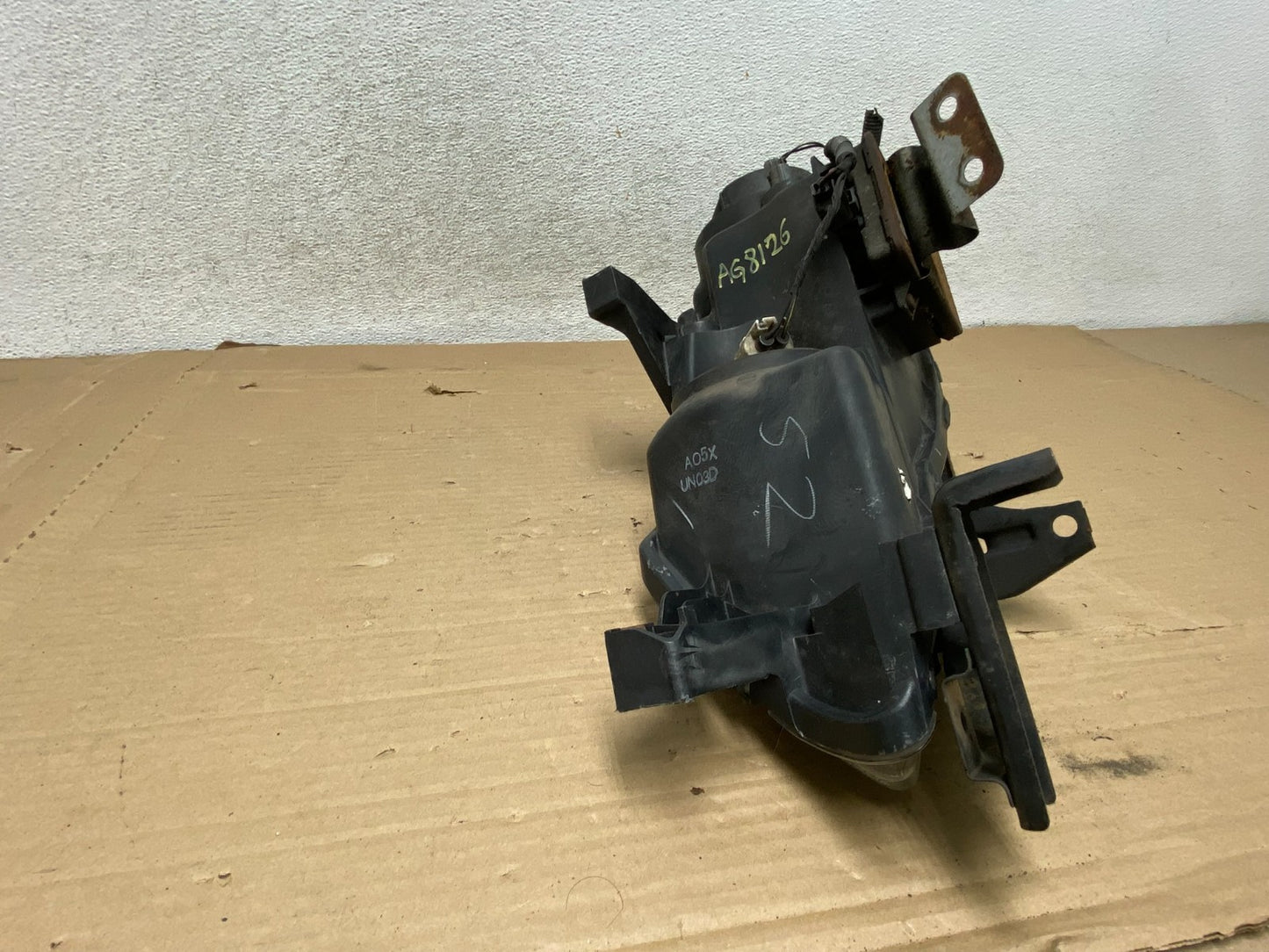 2004 2005 2006 Acura TL Headlight Right Passenger Side Xenon HID AG8126 DW7