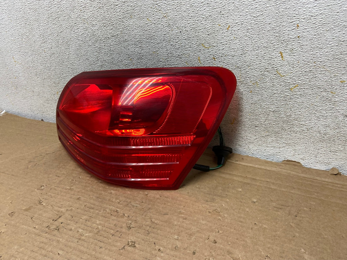 2008 to 2015 Nissan Rogue Right Passenger Rh Side Tail Light AH8982 LK2