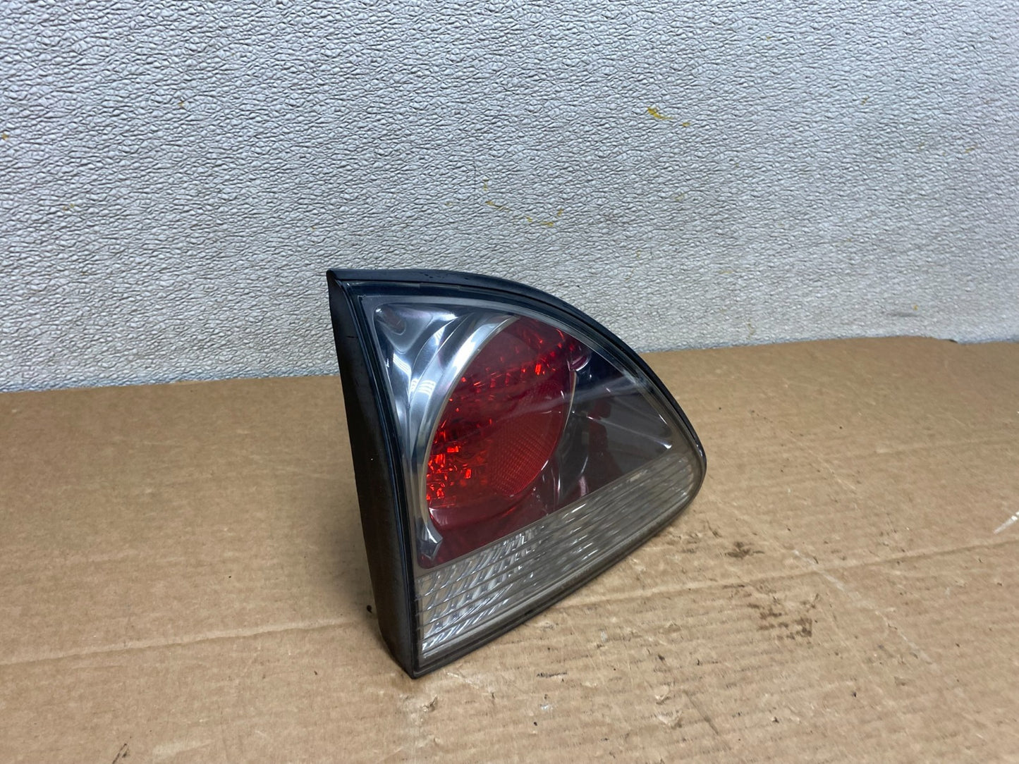 2000-2003 Lexus Rx300 Left Driver Lh Side Rear Inner Tail Light Oem Z1433 DW2