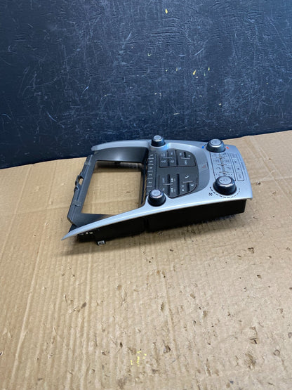 2016-2017 Chevy Equinox Terrain Radio Face Climate Control Panel Bezel AC9589 DG1
