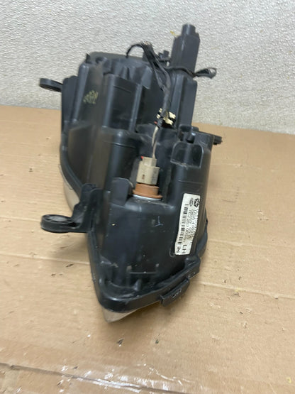2008 to 2016 Chrysler Town and Country Left Driver Lh Side Headlight AA8711 DW7