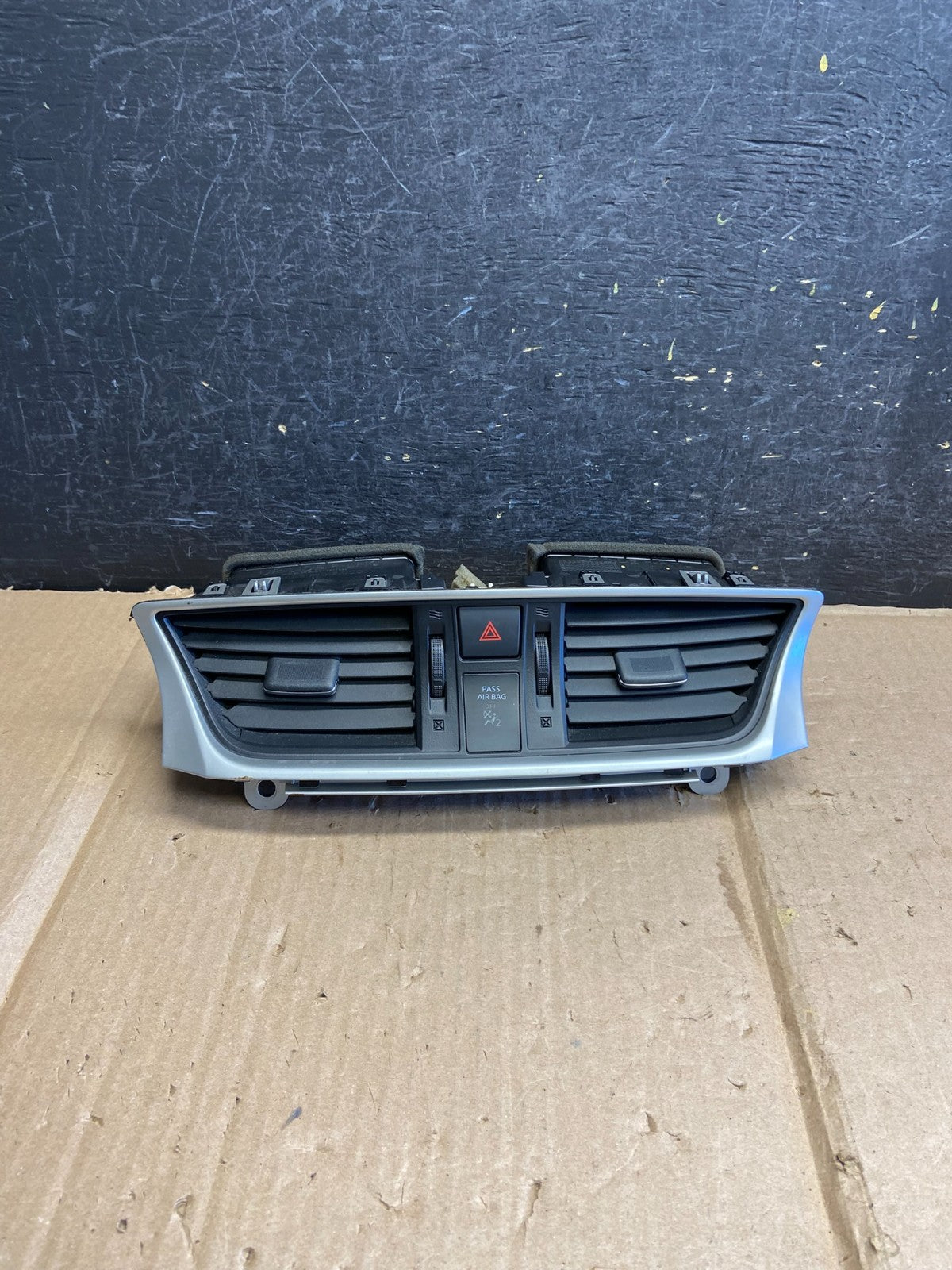 2013-2015 Nissan Sentra Center Dash Vents Ac Air Vent Trim Panel Bezel AI2663 DG0