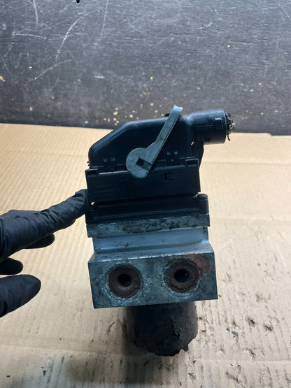2011-2014 Ford E-150 E150 E250 E350 ABS Anti-Lock Brake Pump Module x8786 DG0