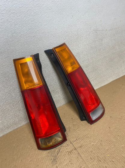 1997 to 2001 Honda Crv Cr-v Left+Right Set Tail Lights W5139 DW2