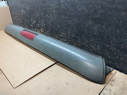 1996 to 2002 Chevrolet Express 3rd Third Brake Light Trim Spoiler y9320 DG2