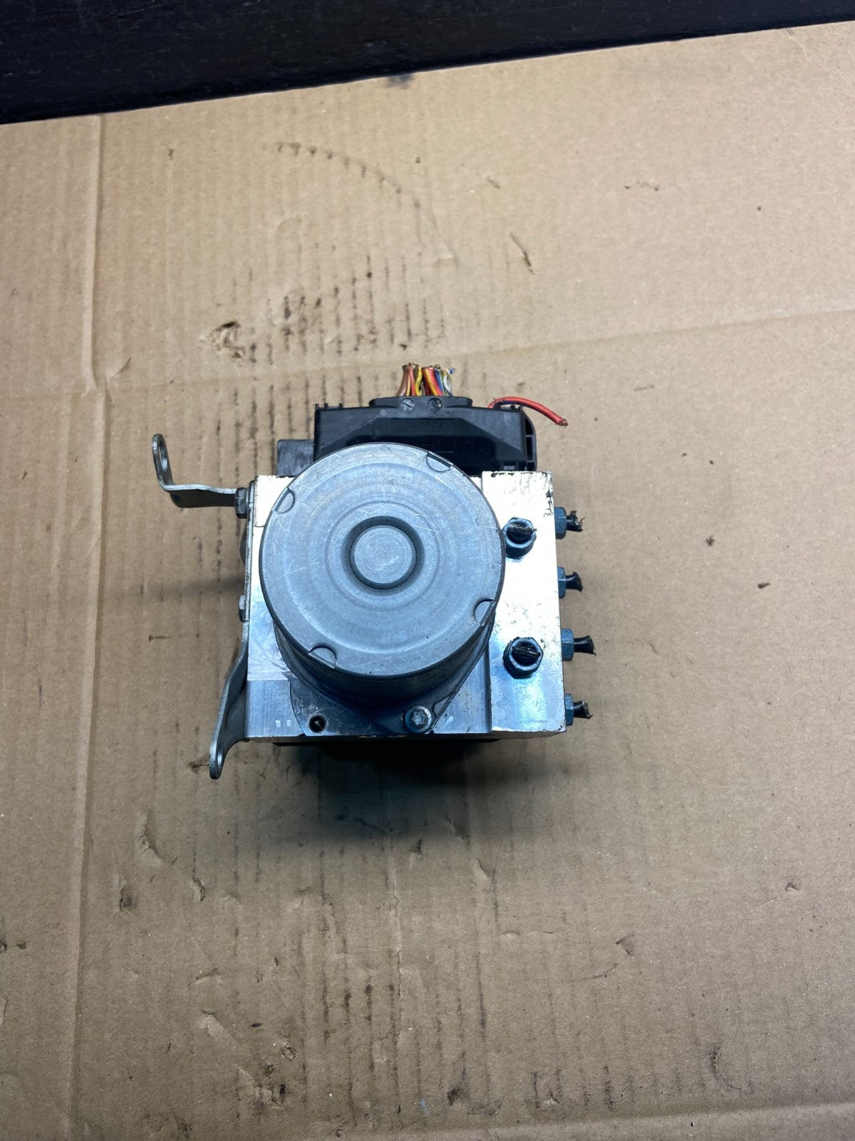 2007 to 2013 BMW 328i ABS Anti-Lock Brake Pump 3451 6780161-01 AD1788 DG5