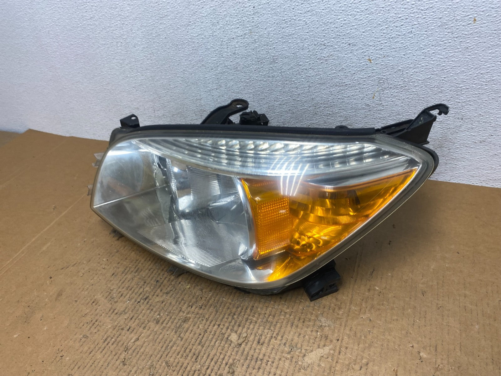 2006 2007 2008 Toyota Rav4 Left Driver LH Side Headlight Halogen AE1449 DW1