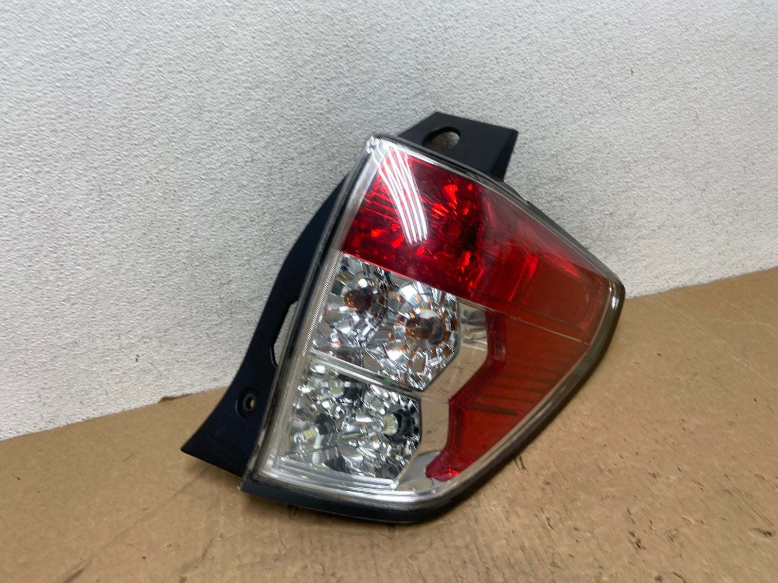 2009-2013 Subaru Forester Right Passenger Rh Side Tail Light AG1242 LK0