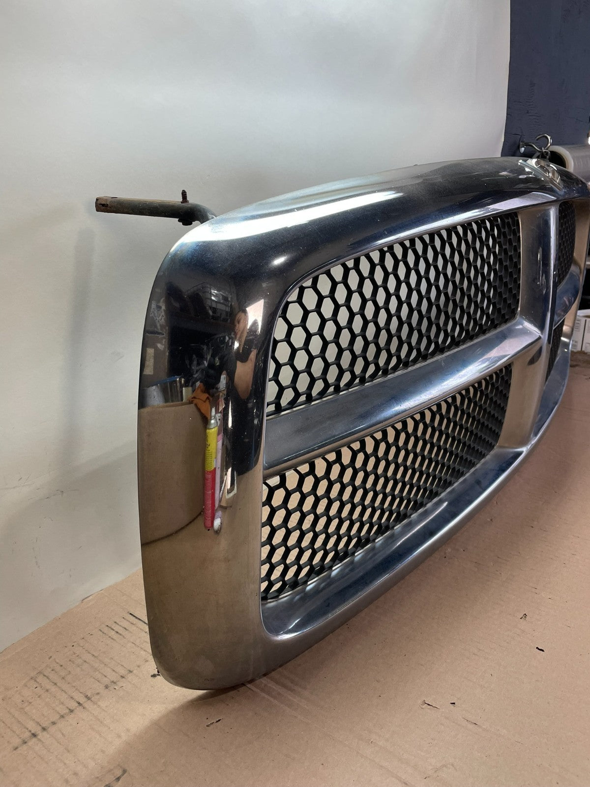 2002 2003 2004 2005 Dodge Ram 1500  Upper Front Grill Grille ah0498 DG2